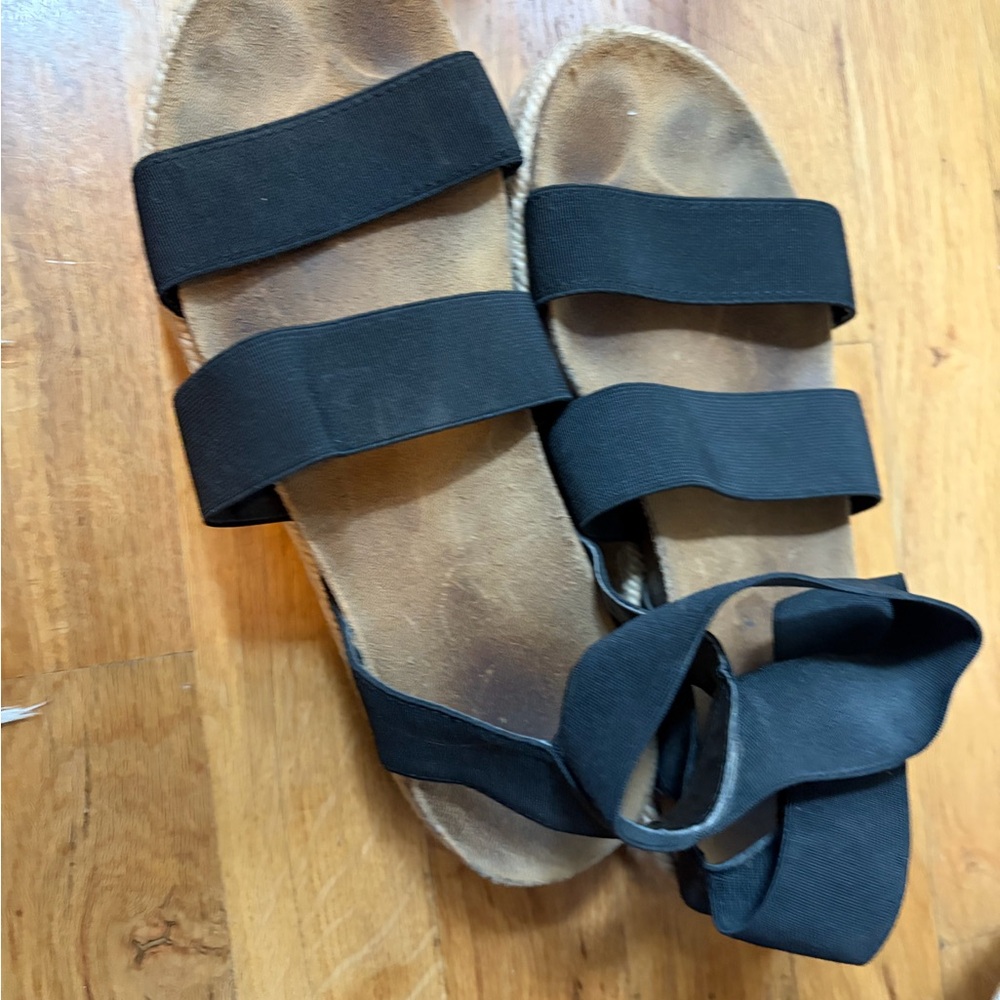 Steve Madden Black Strappy Sandals
